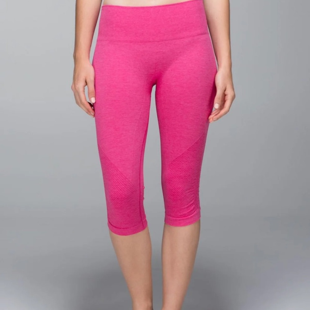 Lululemon In The Flow Crop II size 6